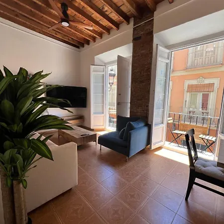 Casa Naty, Espacioso Renovado En El Centro De Apartamento *