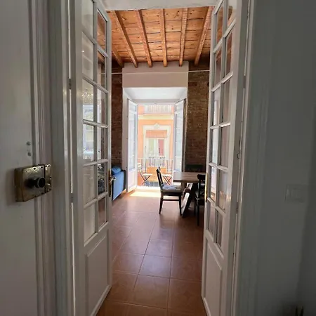 Casa Naty, Espacioso Renovado En El Centro De Malaga